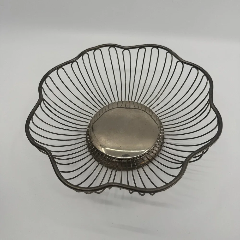 Vtg 70s Silver Tone Wire Fruit Basket Scalloped Flower Bowl Hong Kong 9.5 Inch